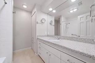 5426 John Dreaper Dr, Houston, TX 77056 - Photo 27