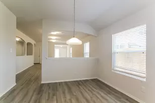 8718 Livings St, Houston, TX 77028 - Photo 9
