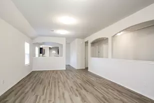 8718 Livings St, Houston, TX 77028 - Photo 7