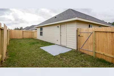 8718 Livings Street, Houston, TX 77028 - Photo 3