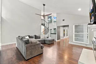 13418 Holston Hills Dr, Houston, TX 77069 - Photo 5