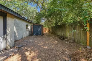 13418 Holston Hills Dr, Houston, TX 77069 - Photo 29
