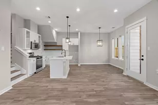 5925 Wheatley Ln, Houston, TX 77091 - Photo 9