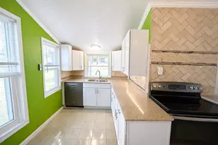 204 Lakeview Dr, Onalaska, TX 77360 - Photo 15