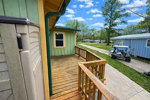 204 Lakeview Dr, Onalaska, TX 77360 - Photo 35