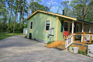 204 Lakeview Dr, Onalaska, TX 77360 - Photo 3