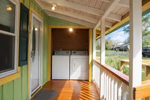 204 Lakeview Dr, Onalaska, TX 77360 - Photo 11