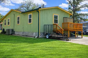 204 Lakeview Dr, Onalaska, TX 77360 - Photo 5