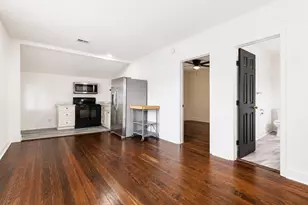 6816 Sherman St, Houston, TX 77011 - Photo 5