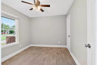 7315 Sawmill Trail, Houston, TX 77040 - Photo 13