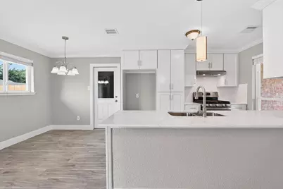 7315 Sawmill Trail, Houston, TX 77040 - Photo 9