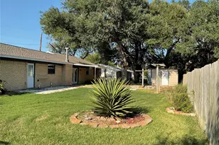 104 Hessler Dr, Hallettsville, TX 77964 - Photo 39