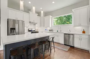 1608 Harrington St, Houston, TX 77009 - Photo 5