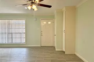 1311 Antoine Dr, Houston, TX 77055 - Photo 9