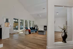 16 Crinkleroot Ct, The Woodlands, TX 77380 - Photo 7