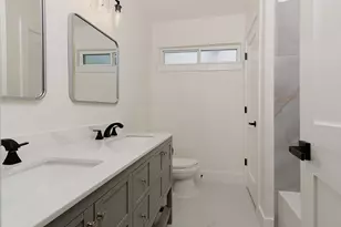 16 Crinkleroot Ct, The Woodlands, TX 77380 - Photo 29