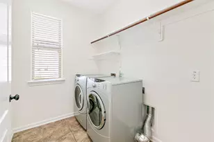 35 E Wolf Cabin Cir, Spring, TX 77389 - Photo 23