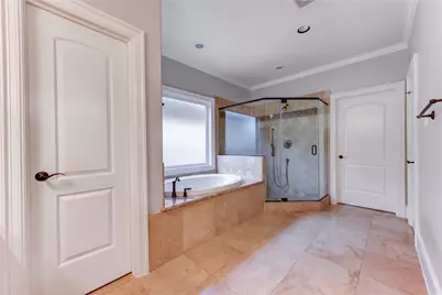 7615 Pine Ridge Terrace Road, Houston, TX 77081 - Photo 19