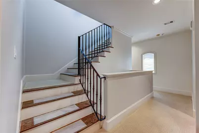 7615 Pine Ridge Terrace Road, Houston, TX 77081 - Photo 27