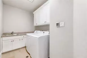 7615 Pine Ridge Terrace Rd, Houston, TX 77081 - Photo 33