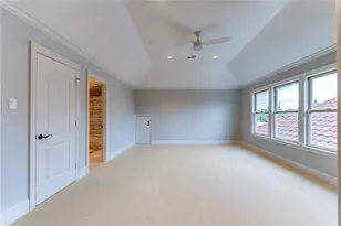 7615 Pine Ridge Terrace Rd, Houston, TX 77081 - Photo 29