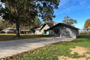 146 Amelia Ln, Livingston, TX 77351 - Photo 25
