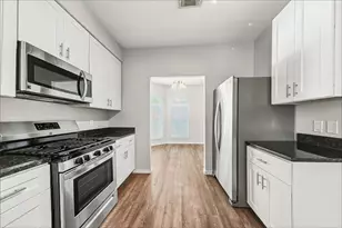 2423 Lofty Falls Ct, Spring, TX 77386 - Photo 3