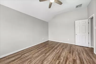 2423 Lofty Falls Court, Spring, TX 77386 - Photo 9