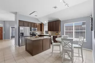 11207 Timbertree Ln, Houston, TX 77070 - Photo 7