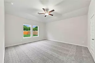 605 Burkett St, Dayton, TX 77535 - Photo 9