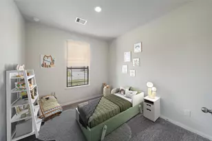 605 Burkett St, Dayton, TX 77535 - Photo 13