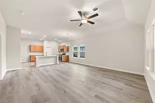 605 Burkett St, Dayton, TX 77535 - Photo 5