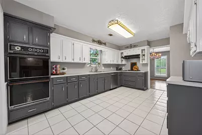 7911 Pine Green Lane, Humble, TX 77346 - Photo 11