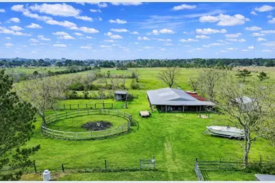 14077 Hamshire Road, Hamshire, TX 77622 - Photo 37