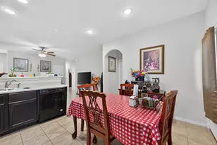 9707 Vanessa Glen Ct, Houston, TX 77044 - Photo 11