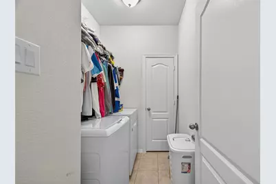 9707 Vanessa Glen Court, Houston, TX 77044 - Photo 15