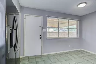 16023 Havenhurst Dr, Houston, TX 77059 - Photo 9