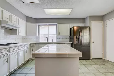 16023 Havenhurst Drive, Houston, TX 77059 - Photo 7