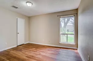 16023 Havenhurst Dr, Houston, TX 77059 - Photo 11