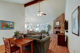 12 Fairmeade Bend Dr, The Woodlands, TX 77381 - Photo 7