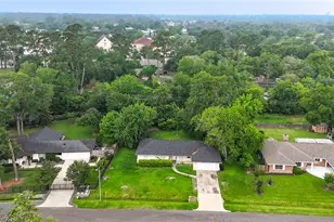 1817 Benbow Wy, Houston, TX 77080 - Photo 33