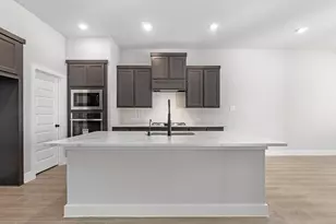 7066 N Lake Clopton Dr, Montgomery, TX 77316 - Photo 3