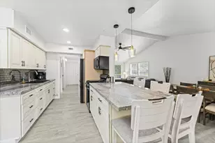 8103 Mobud Dr, Houston, TX 77036 - Photo 11