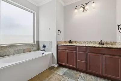 7 Maple Mill Court, Conroe, TX 77301 - Photo 13