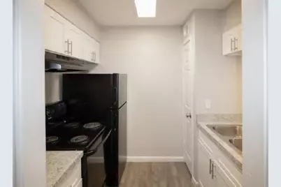 8345 Park Place Boulevard #06, Houston, TX 77017 - Photo 9