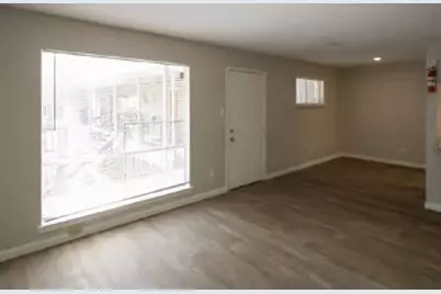 8345 Park Place Boulevard #06, Houston, TX 77017 - Photo 7