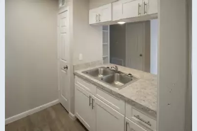 8345 Park Place Boulevard #06, Houston, TX 77017 - Photo 5