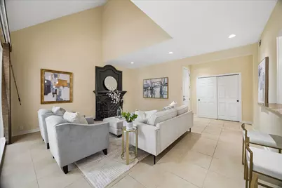 115 Litchfield Lane, Houston, TX 77024 - Photo 11