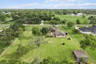 13816 Carolyn St, Santa Fe, TX 77517 - Photo 29