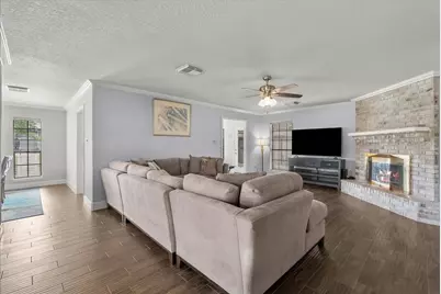 13816 Carolyn Street, Santa Fe, TX 77517 - Photo 5